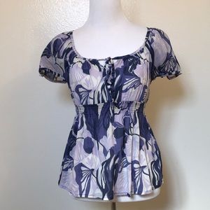 🎉3/$20 H&M Lightweight Floral Flutter Sleeve Blouse